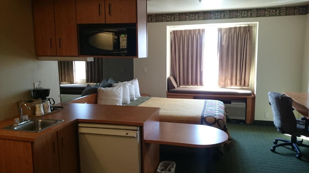 Super 8 By Wyndham Pride Midvale/Midvalley/Salt Lake City Номер фото