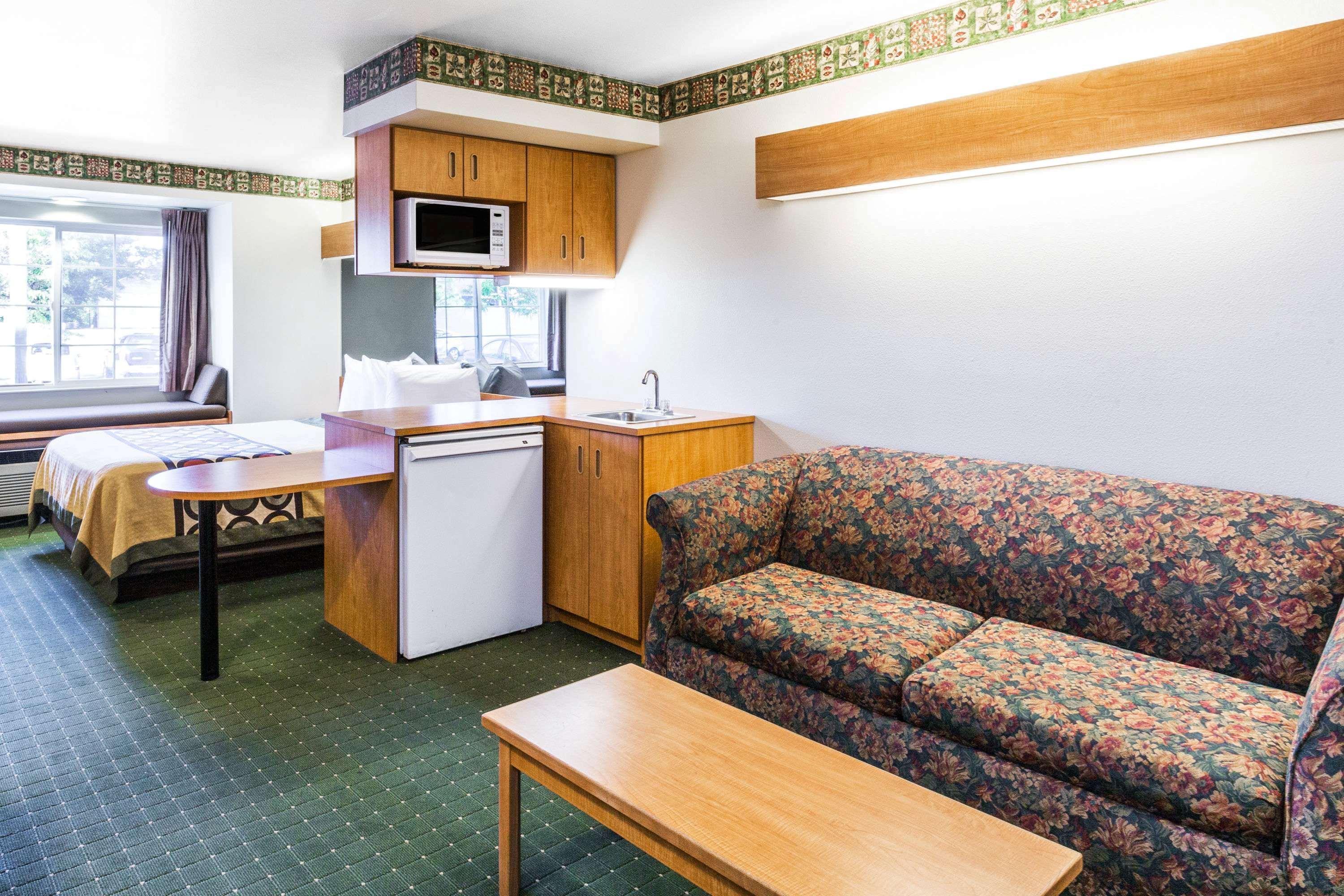 Super 8 By Wyndham Pride Midvale/Midvalley/Salt Lake City Экстерьер фото